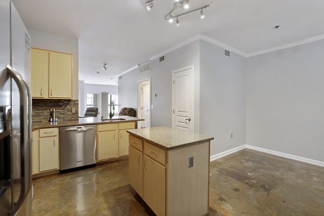 1803 Broadway Apt 611, Nashville, TN 37203