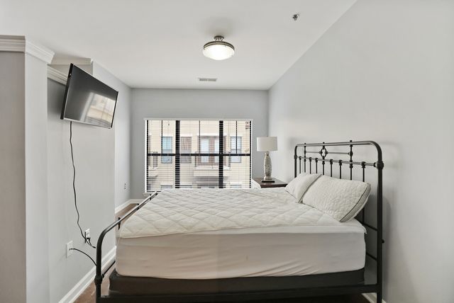 1803 Broadway Apt 611, Nashville, TN 37203