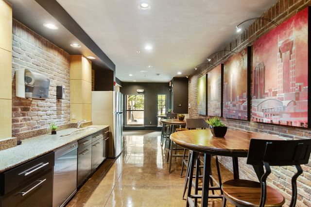 1803 Broadway Apt 611, Nashville, TN 37203