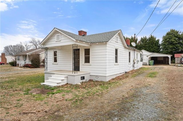 610 Piedmont Avenue, Gibsonville, NC 27249