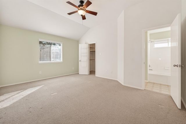 11034 Knobbley Oak Court, Houston, TX 77065