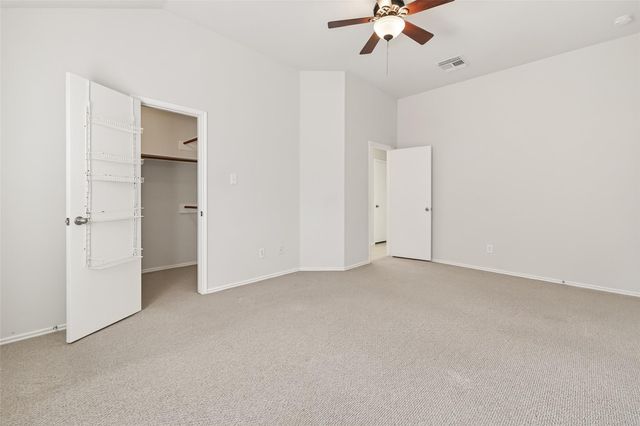 11034 Knobbley Oak Court, Houston, TX 77065