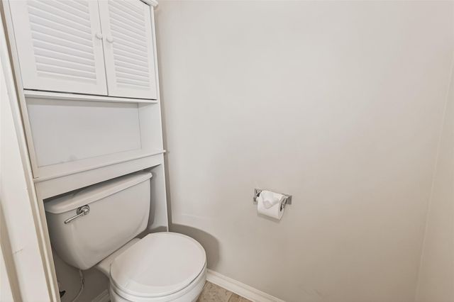 11034 Knobbley Oak Court, Houston, TX 77065