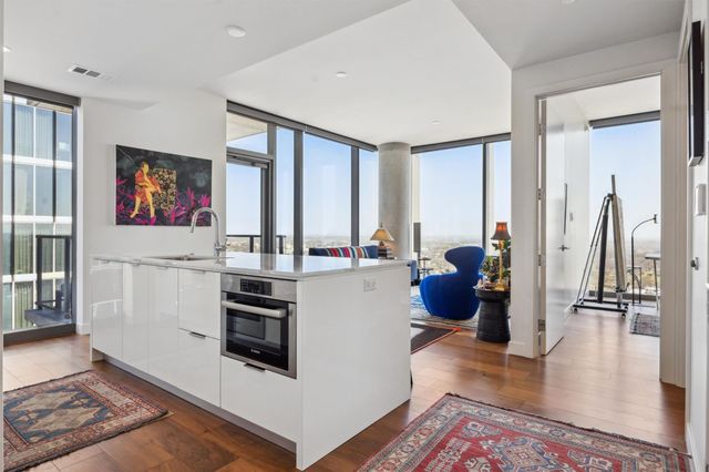 44 East Ave 2607, Austin, TX 78701