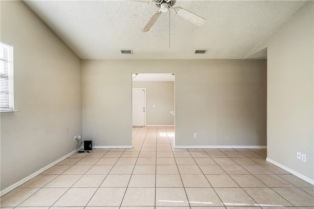8485 22nd Street, Vero Beach, FL 32966