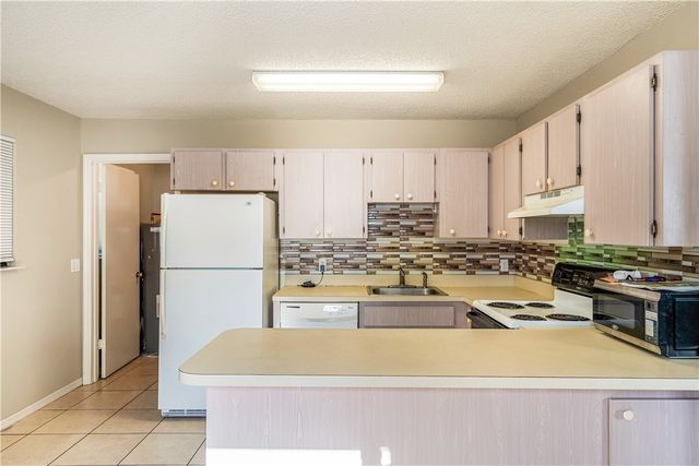 8485 22nd Street, Vero Beach, FL 32966