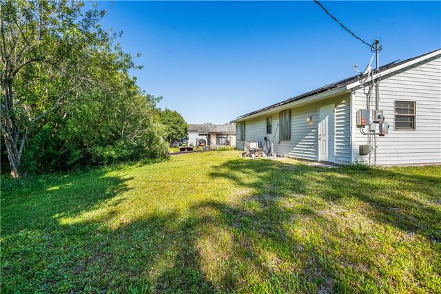 8485 22nd Street, Vero Beach, FL 32966