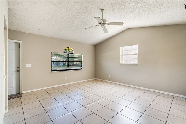 8485 22nd Street, Vero Beach, FL 32966