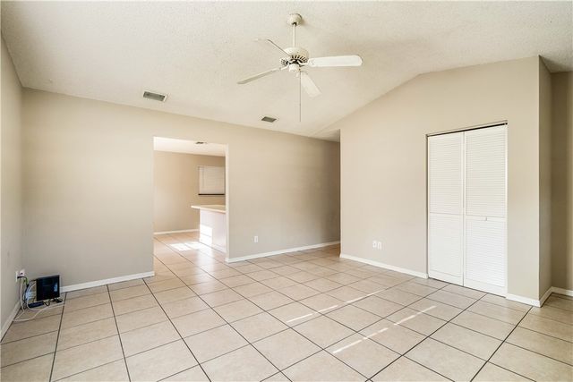 8485 22nd Street, Vero Beach, FL 32966