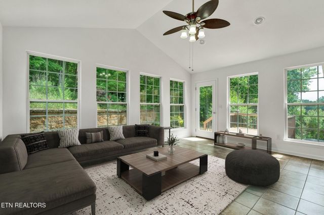 1454 NW Benjamin Circle, Cleveland, TN 37312