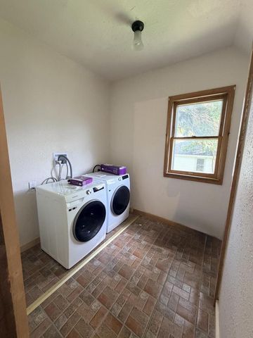 3050 N 24th PLACE, Milwaukee, WI 53206