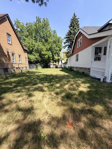 3050 N 24th PLACE, Milwaukee, WI 53206