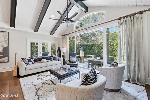 6 Greenwood Court, Hilton Head Island, SC 29928