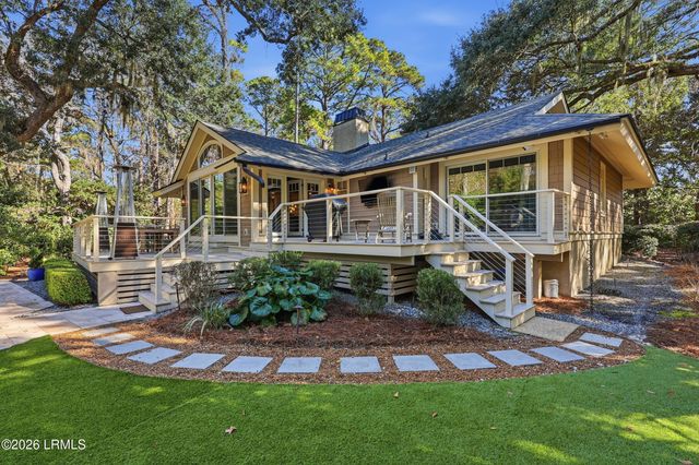 6 Greenwood Court, Hilton Head Island, SC 29928