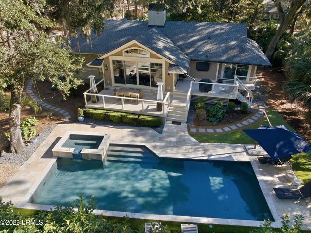 6 Greenwood Court, Hilton Head Island, SC 29928