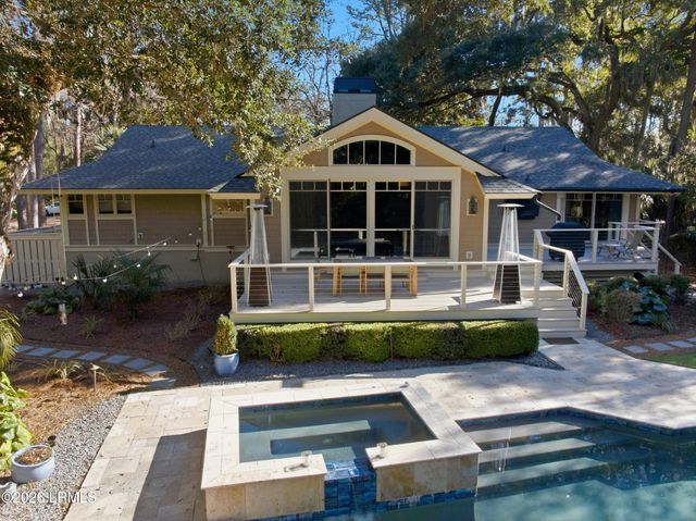 6 Greenwood Court, Hilton Head Island, SC 29928