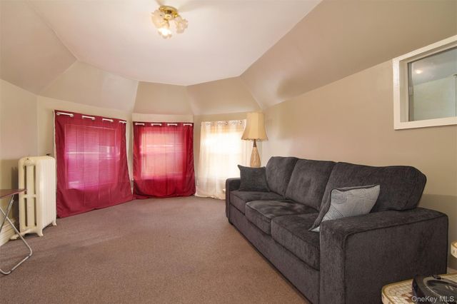 262 N Fulton Avenue, Fleetwood, NY 10552