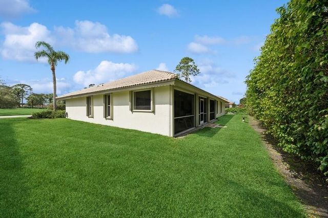 11582 Dunes Road, Boynton Beach, FL 33436
