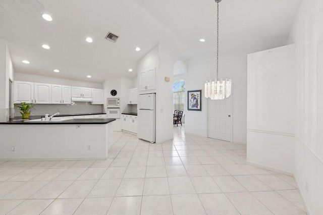 11582 Dunes Road, Boynton Beach, FL 33436