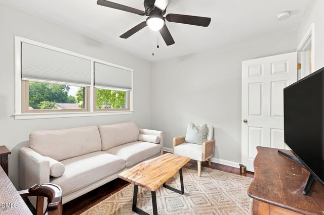 913 Greenwich Street, Raleigh, NC 27610