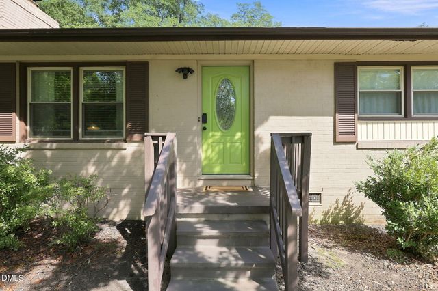 913 Greenwich Street, Raleigh, NC 27610