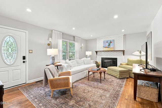 913 Greenwich Street, Raleigh, NC 27610
