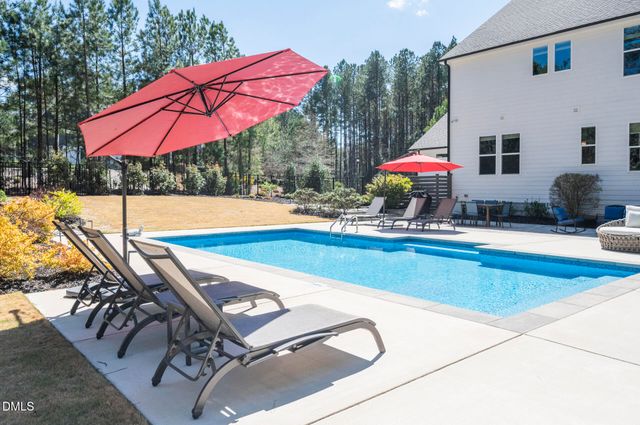 23 Crimson Way, Pittsboro, NC 27312