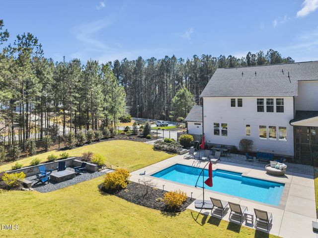 23 Crimson Way, Pittsboro, NC 27312