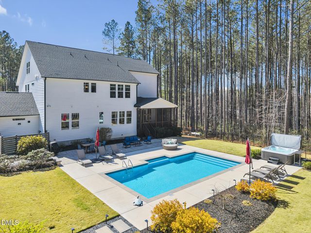 23 Crimson Way, Pittsboro, NC 27312