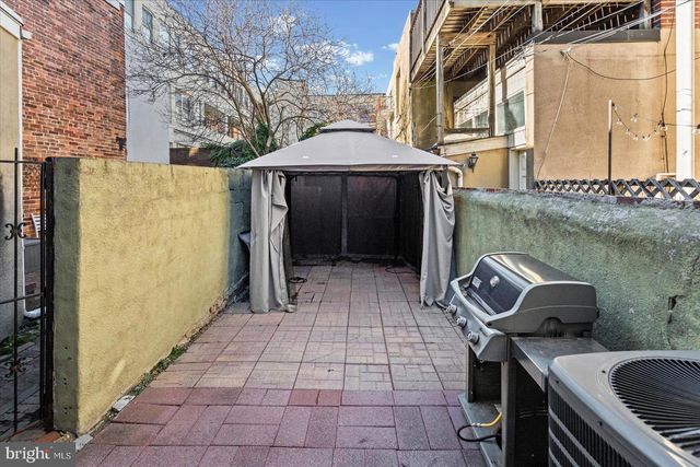 900 HARDEN CT, Baltimore, MD 21230