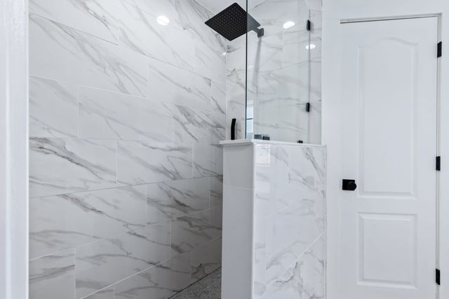 10304 Gray Oak Lane, Fort Worth, TX 76108