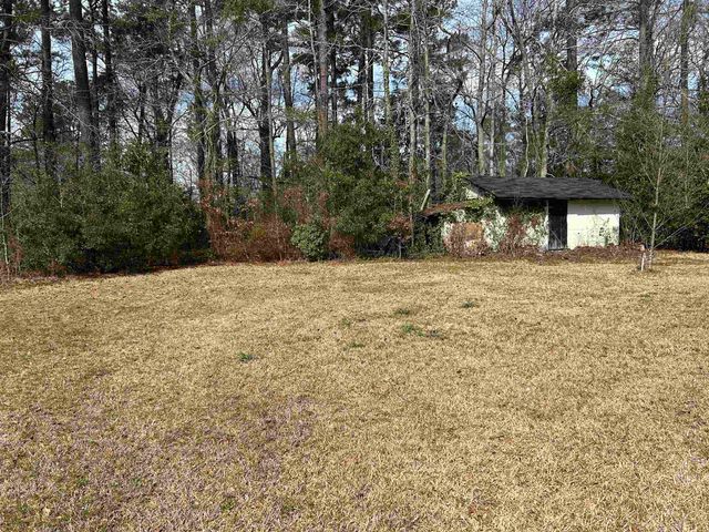 545 Hickory Ave., Johnsonville, SC 29555