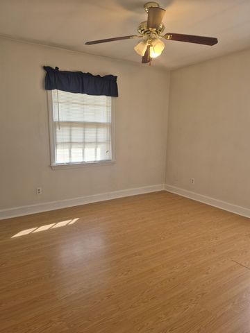 545 Hickory Ave., Johnsonville, SC 29555