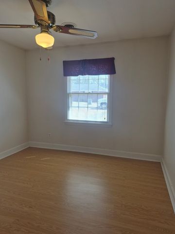 545 Hickory Ave., Johnsonville, SC 29555