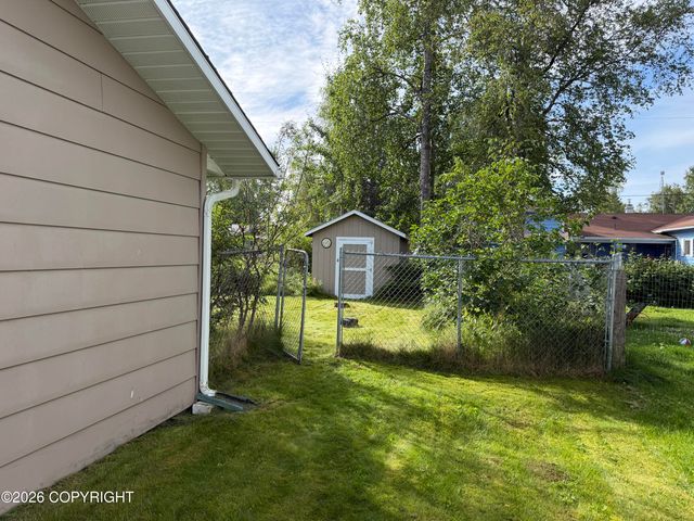 179 Trumpeter Avenue, Soldotna, AK 99669