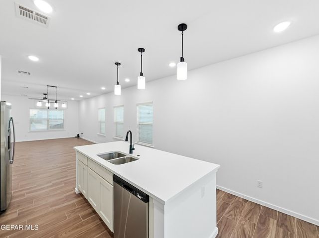 15113 Ambition Avenue, El Paso, TX 79938