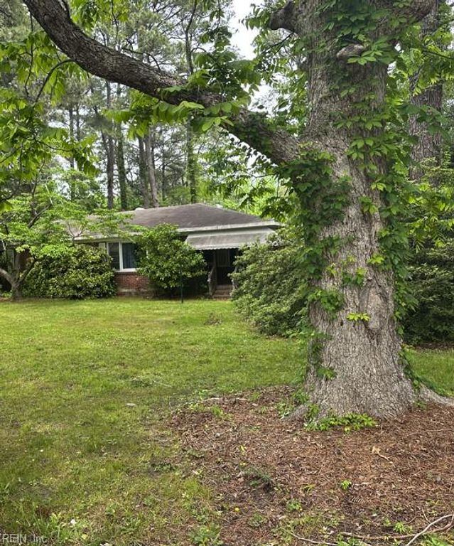 1802 County ST, Elizabeth City, NC 27909