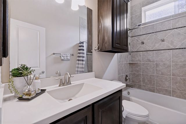 2805 Cole Castle Drive, Lewisville, TX 75056