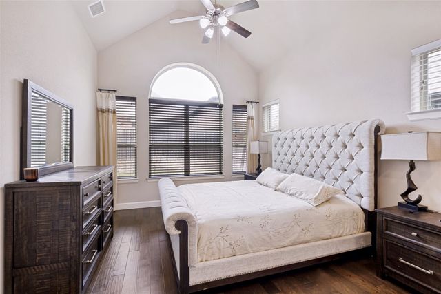 2805 Cole Castle Drive, Lewisville, TX 75056