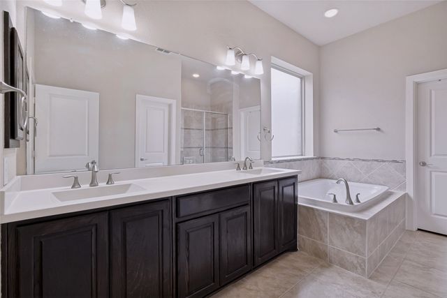 2805 Cole Castle Drive, Lewisville, TX 75056