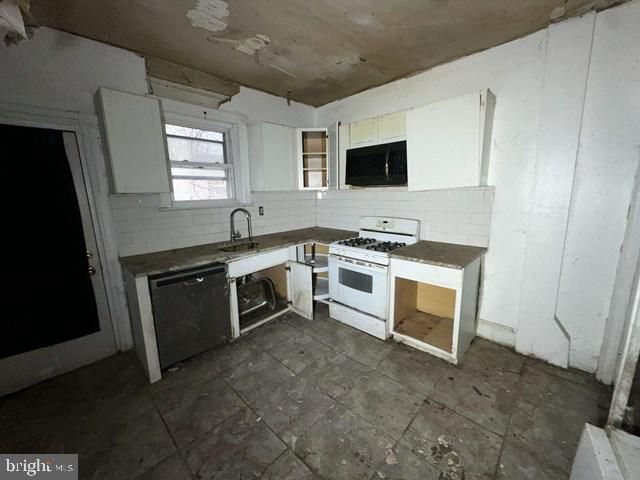 6049 DELANCEY ST, Philadelphia, PA 19143