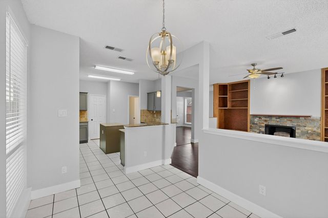 4900 Lodgepole Lane, Fort Worth, TX 76137