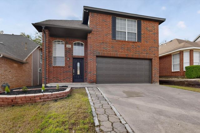 4900 Lodgepole Lane, Fort Worth, TX 76137