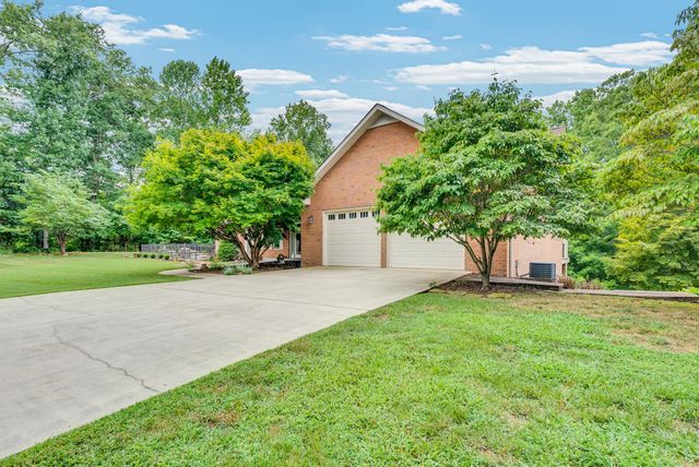 1005 Riverwatch Trce, Sparta, TN 38583
