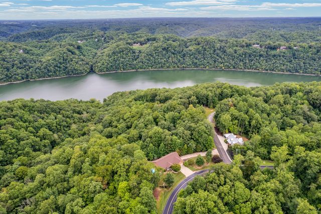 1005 Riverwatch Trce, Sparta, TN 38583