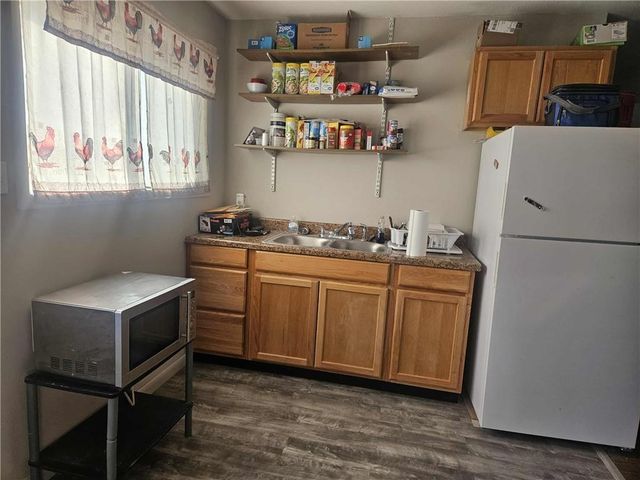 83 Ash Drive, Mapleton, KS 66754