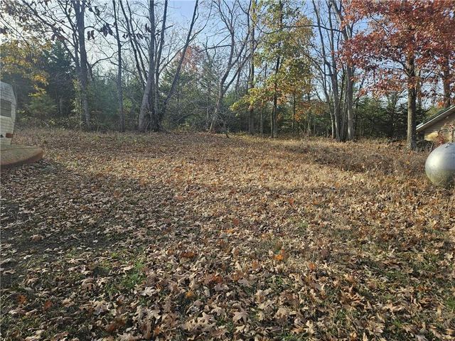 83 Ash Drive, Mapleton, KS 66754