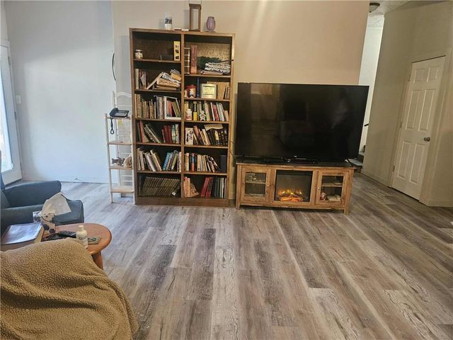 83 Ash Drive, Mapleton, KS 66754