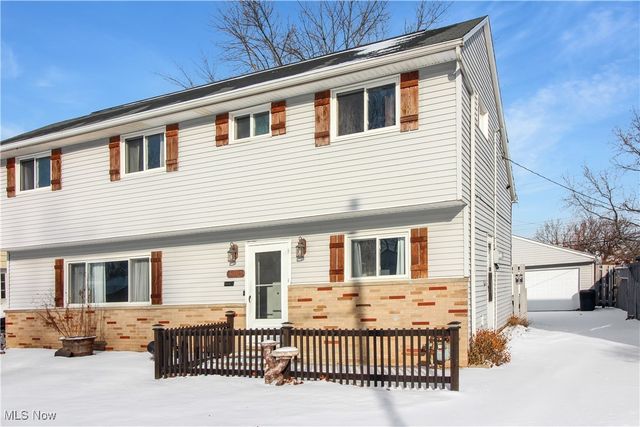 31705 Daniel Drive, Willowick, OH 44095