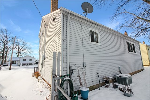 31705 Daniel Drive, Willowick, OH 44095